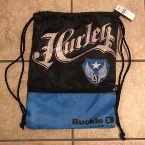Buckle pull string bag